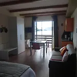 Cascina Tumas Orta 아파트